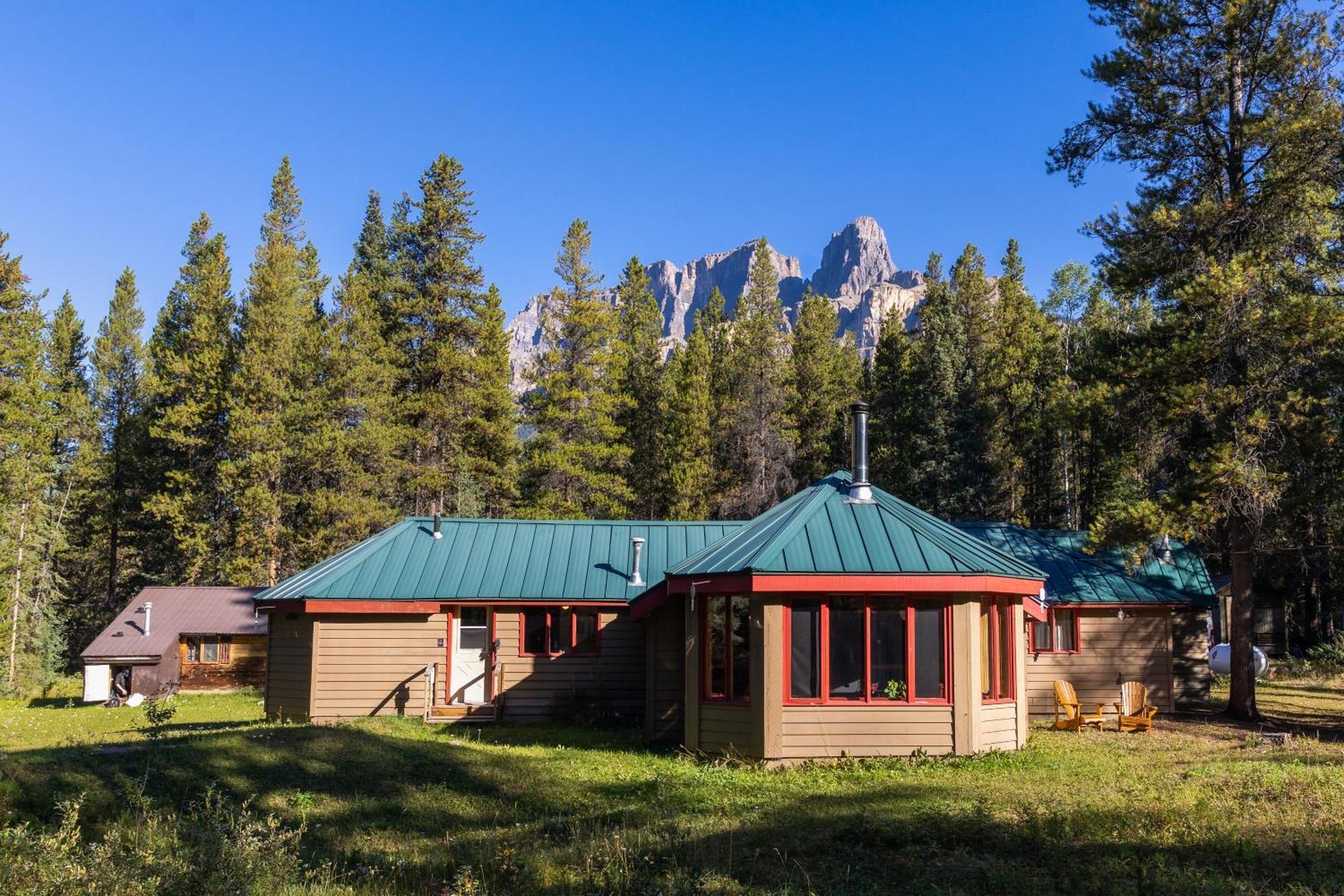 Hi Castle Mountain - Hostel Exterior foto